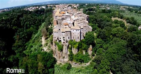 Vicino Roma: Corchiano, il paese dei monumenti naturali